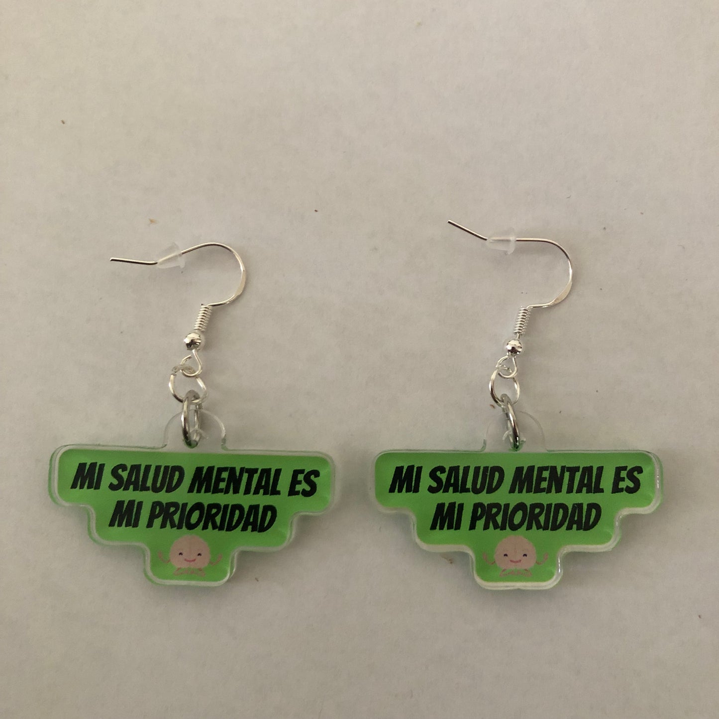 Mi salud mental es mi prioridad earrings