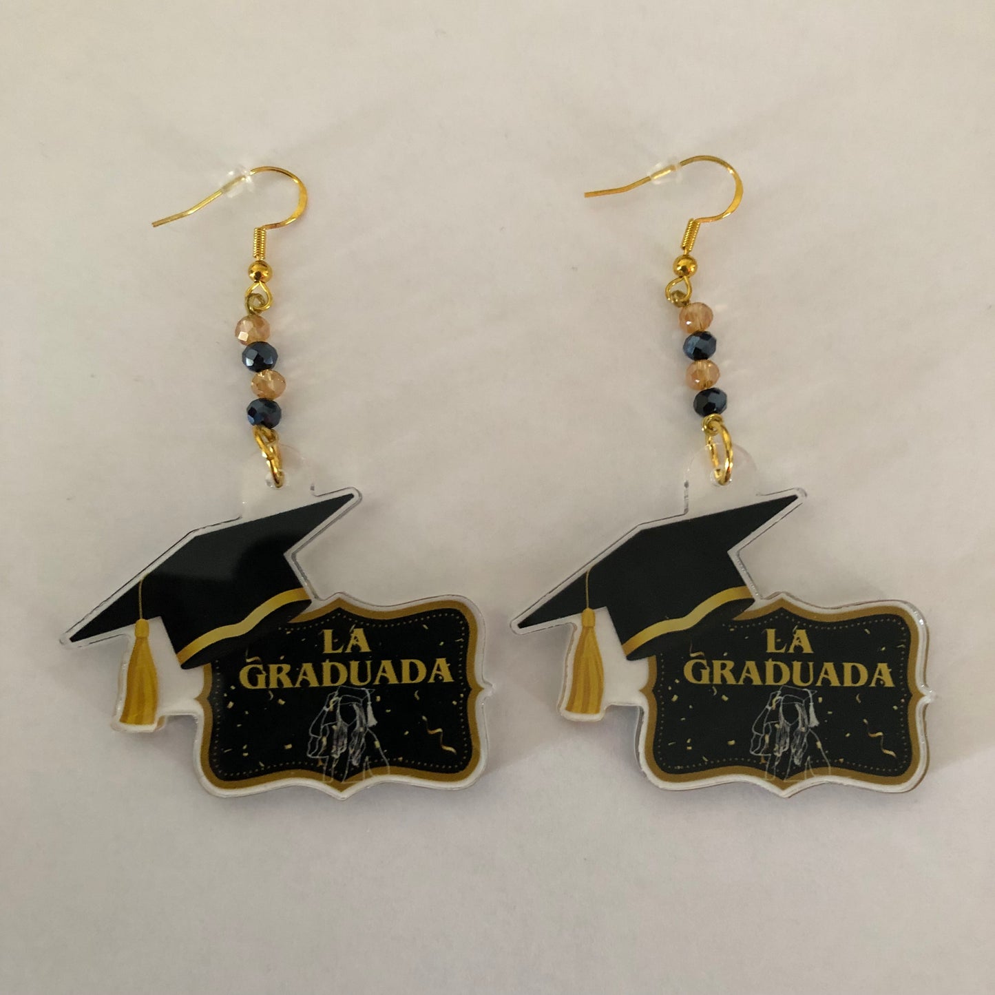 Class of 2025 La Graduada Graduate earrings