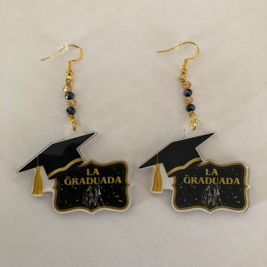Class of 2025 La Graduada Graduate earrings