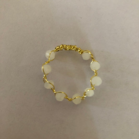 Wire beaded ring