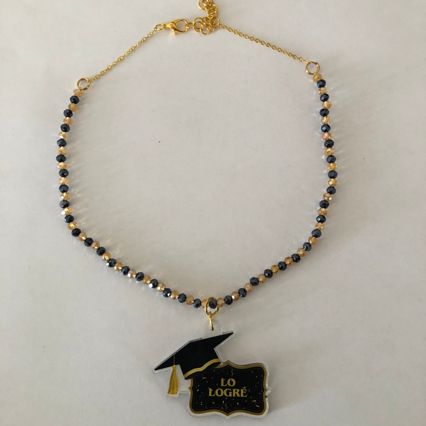 Class of 2025 Lo Logré Graduate necklace