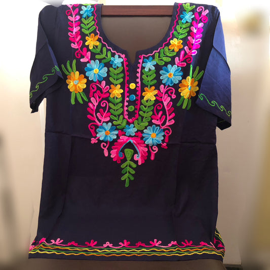 Mexican embroidered shirt Blusa bordada mexicana