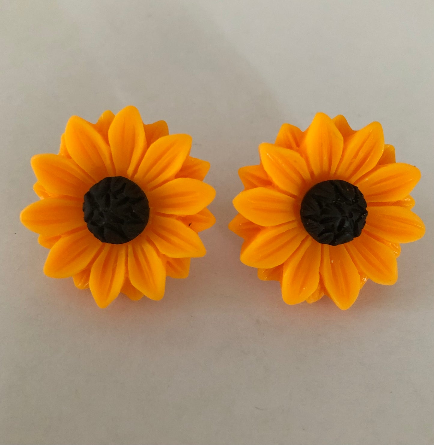Sunflower stud earrings
