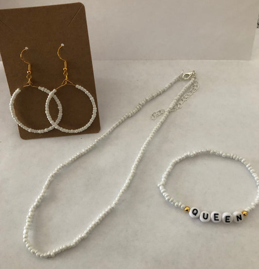 Queen empowering jewelry set