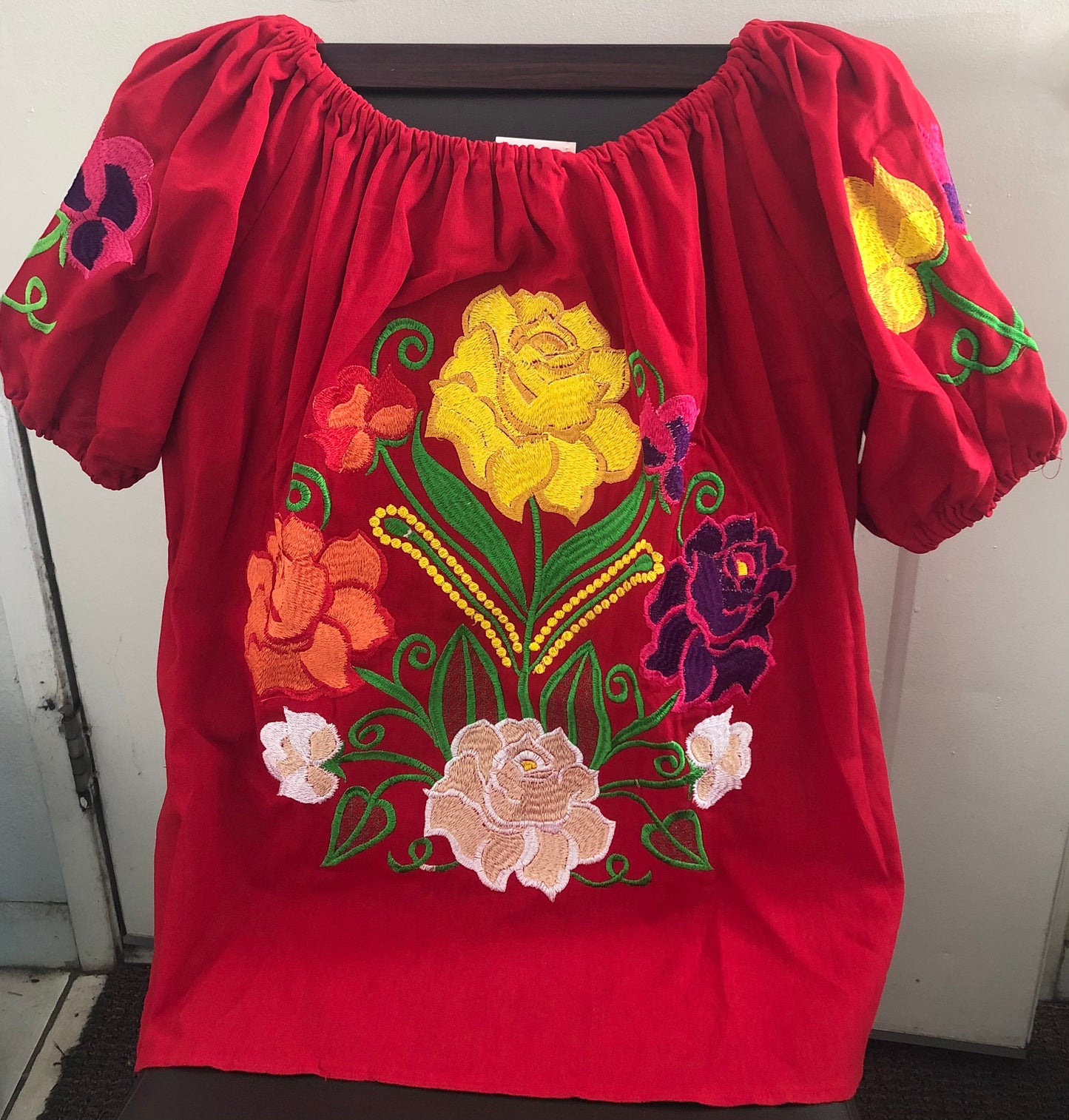 Mexican embroidered shirt off the shoulder Blusa bordada mexicana