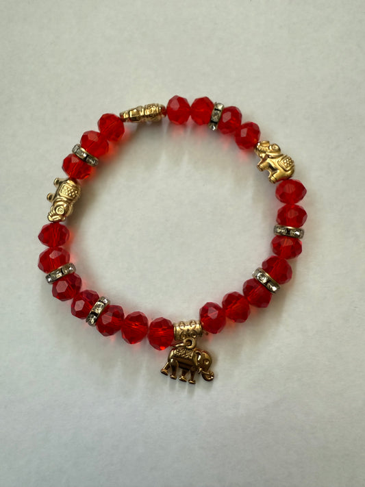 Elephant charm bracelet