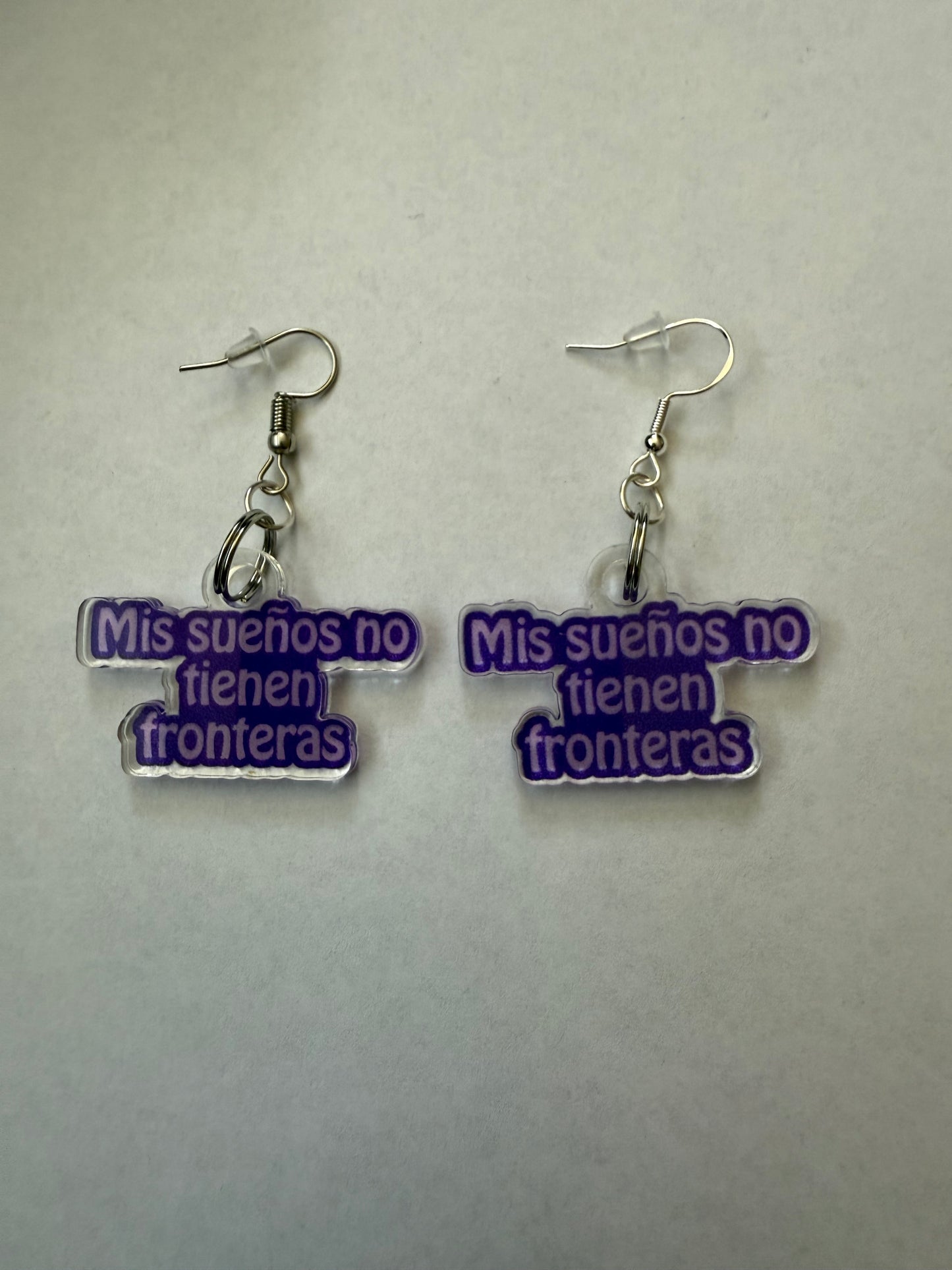 Mis sueños no tienen fronteras earrings