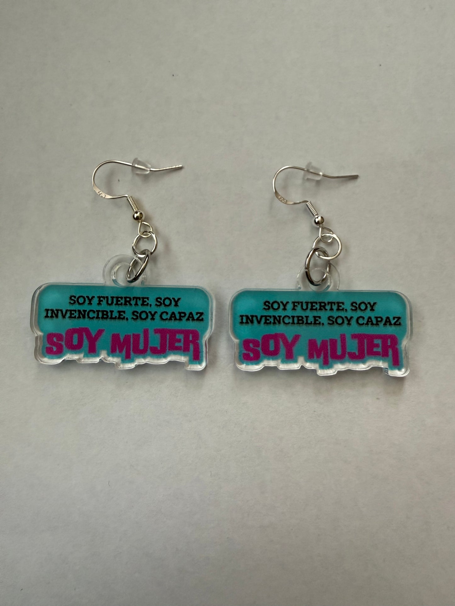 Soy fuerte, soy invencible, soy capaz, soy mujer earrings