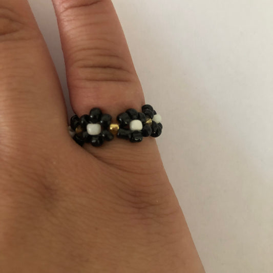 Flower beaded ring